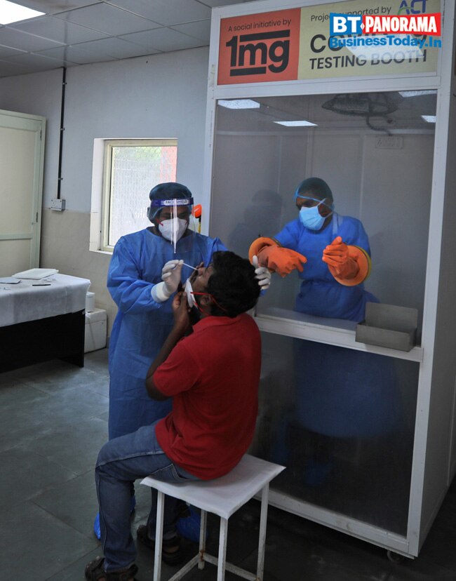   Delhi gets first plasma bank for COVID-19 treatment