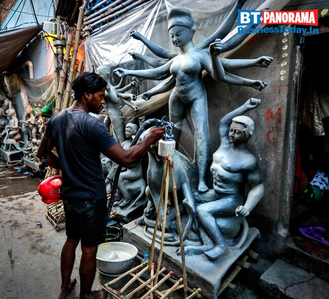 Celebrating during COVID: How organisers are making it safe 