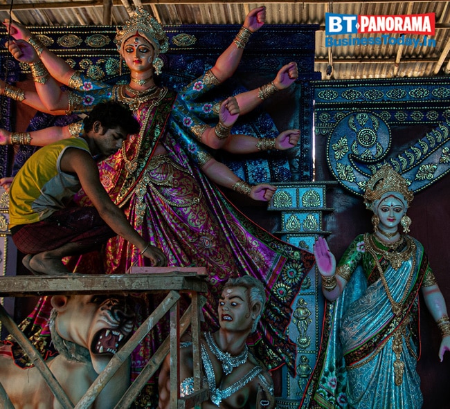 Celebrating during COVID: How organisers are making it safe 