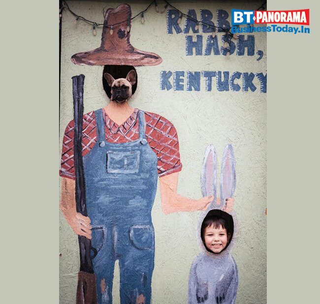 Wilbur ,the French Bulldog, becomes Mayor in 2020 'Pawlitical' Elections