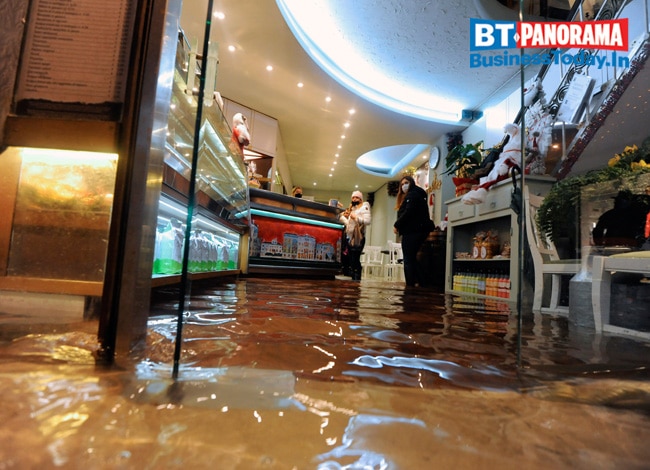 Why Venice is submerged despite a newly-installed flood barrier