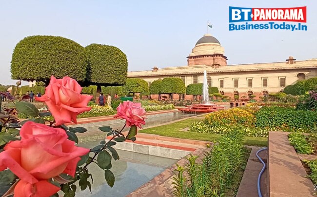 Rashtrapati Bhavan opens its Mughal Gardens to the public from Feb 13