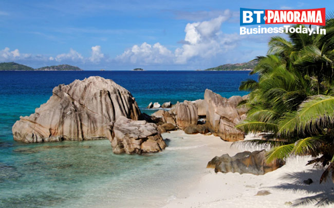 COVID-19: Countries that have reopened borders partially or completely