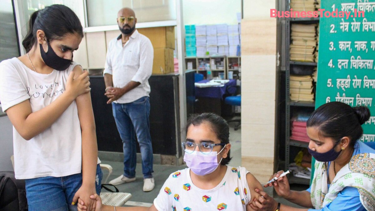 In Pics: India Sees Fresh COVID-19 Spike