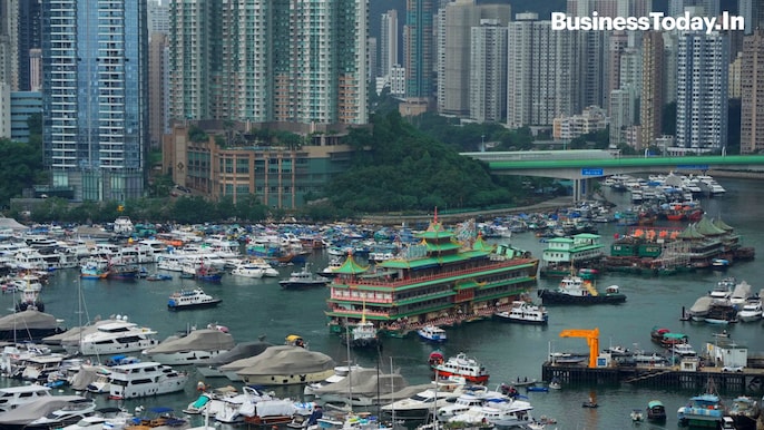 Hong Kong's Jumbo Floating Restaurant Hong Kong's Jumbo Floating Restaurant