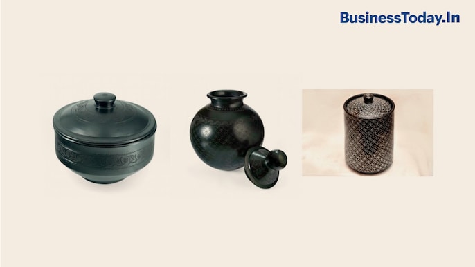Black pottery pieces to Japan PM Fumio Kishida Black pottery pieces to Japan PM Fumio Kishida