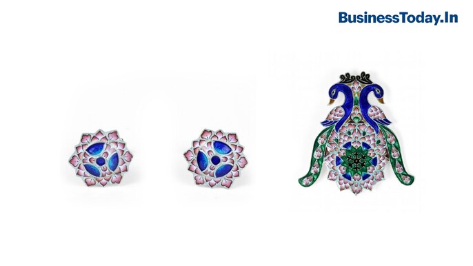 Gulabi Meenakari brooch and cufflink set to US President Joe Biden Gulabi Meenakari brooch and cufflink set to US President Joe Biden