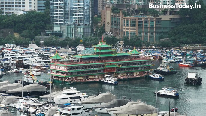 Hong Kong's Jumbo Floating Restaurant Hong Kong's Jumbo Floating Restaurant