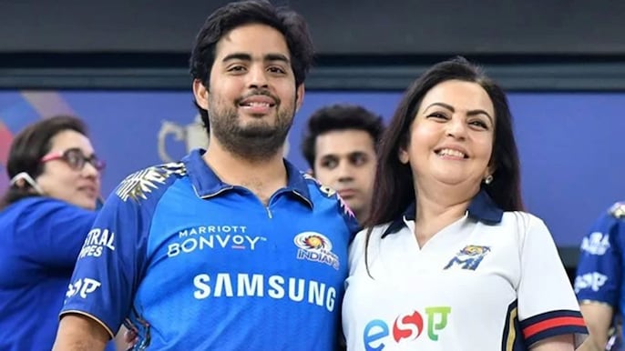 Akash Ambani and Nita Ambani Akash Ambani and Nita Ambani