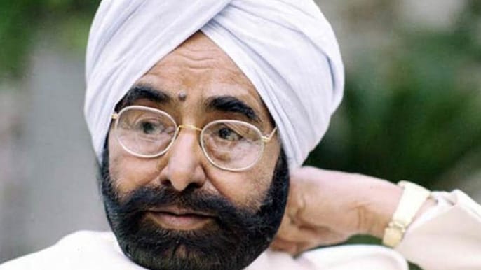 Zail Singh Giani Zail Singh served as the seventh president of India from 1982-87 and was the only Sikh politician to take the president's oath. He had a long-term political background and was a member of Indian National Congress (INC). Zail Singh Giani Zail Singh served as the seventh president of India from 1982-87 and was the only Sikh politician to take the president's oath. He had a long-term political background and was a member of Indian National Congress (INC).