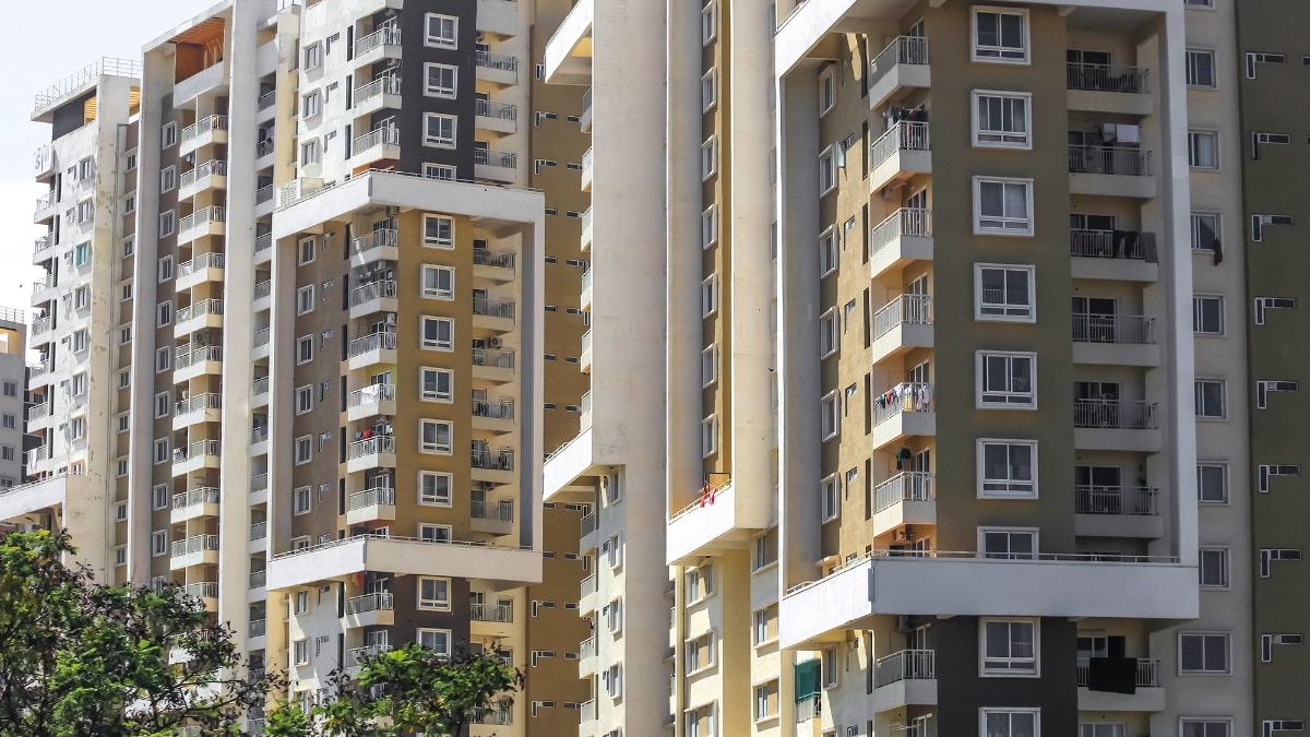 With broken city plans and bureaucratic chaos, Bangalore’s housing market is choking