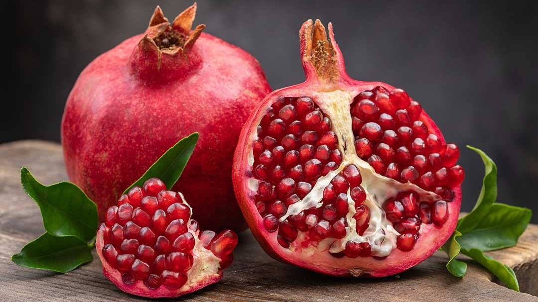 One Pomegranate a Day? Scientists Say Your Brain Might Thank You