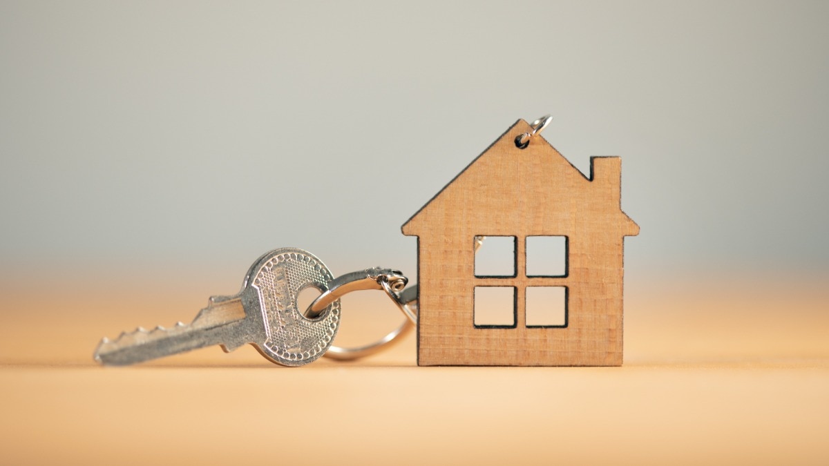 Should you opt for pre-EMI, full EMI or redeem your equity portfolio to buy a house?