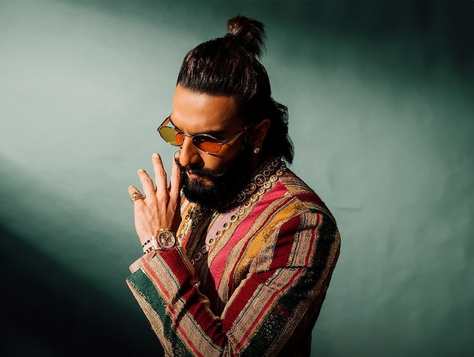 Wrist Royalty Wrist Royalty