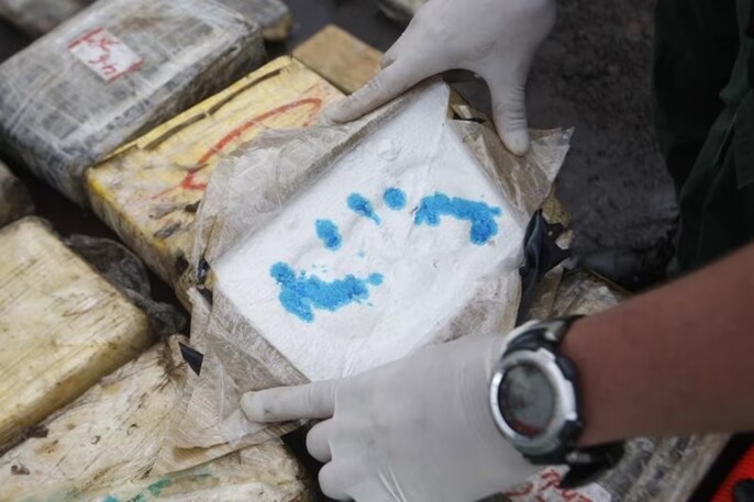 Cocaine Weapon Cocaine Weapon