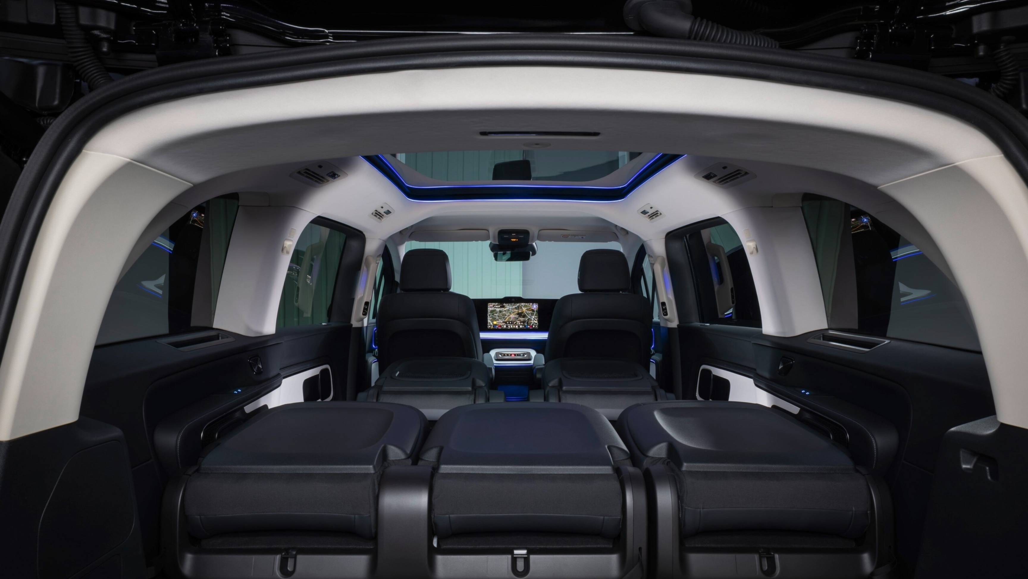Boot Space That Expands To 4,078 Litres