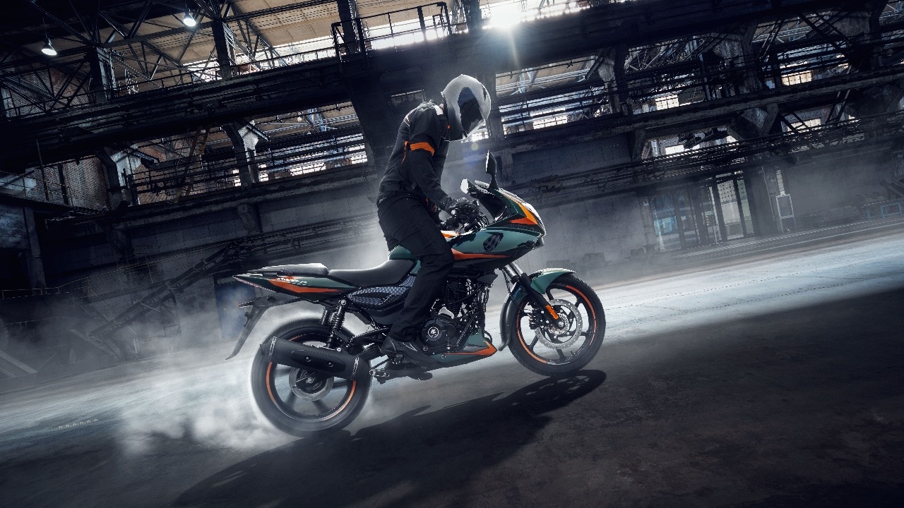 2026 Bajaj Pulsar 220F