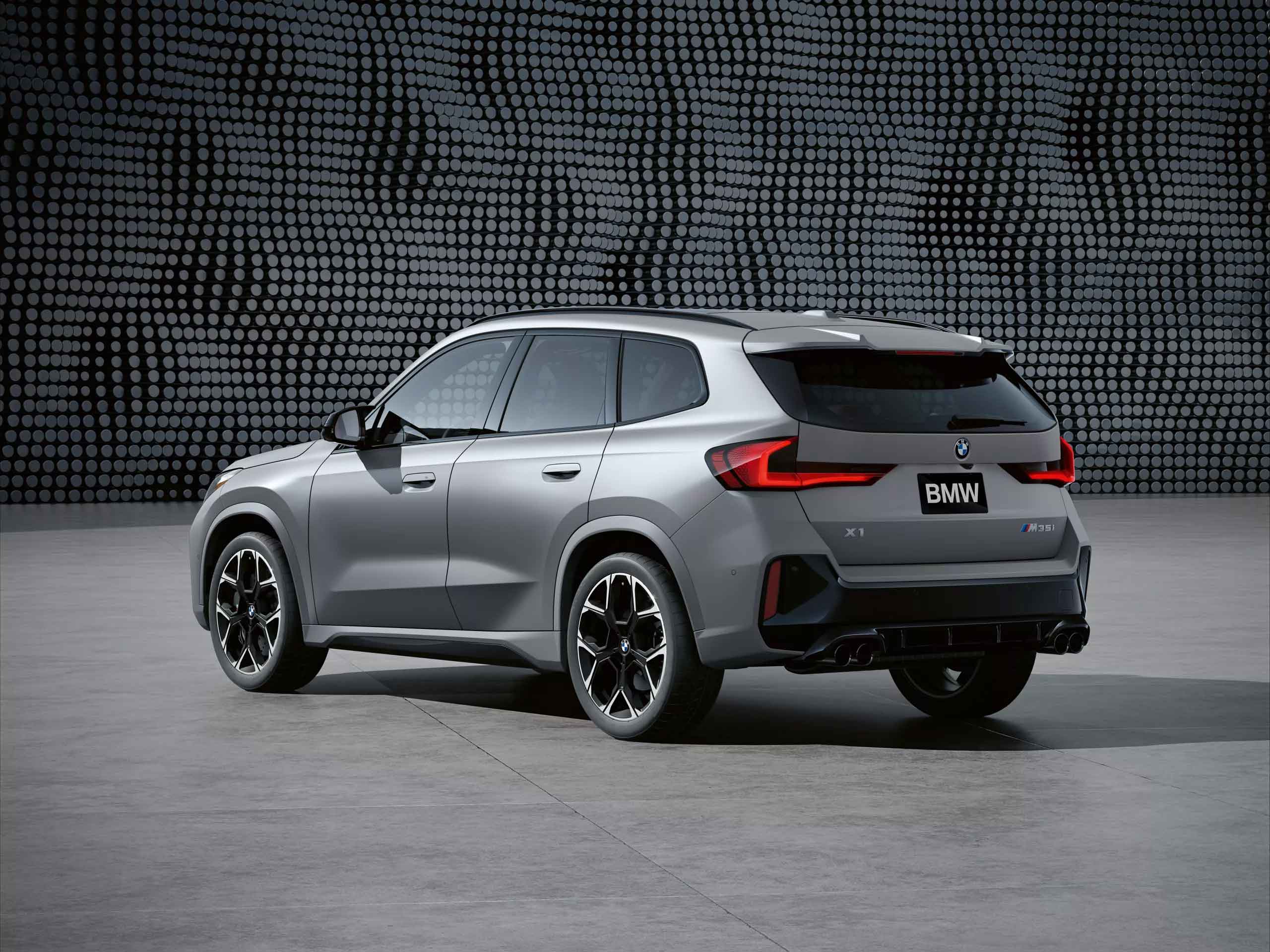 BMW X1 just got nervous