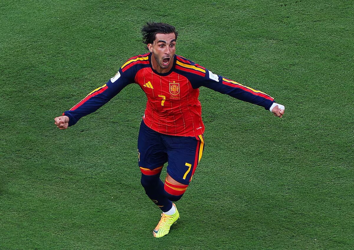  Ferran Torres — ₹145 crore approx. ($15 million)