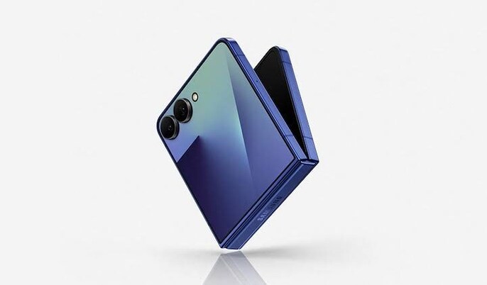 Galaxy Z Flip 8 — Compact Foldable Galaxy Z Flip 8 — Compact Foldable