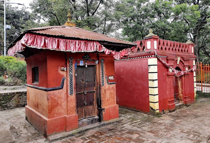 Day 2 — Vishnu Padam Temple And The Road To Varanasi Day 2 — Vishnu Padam Temple And The Road To Varanasi