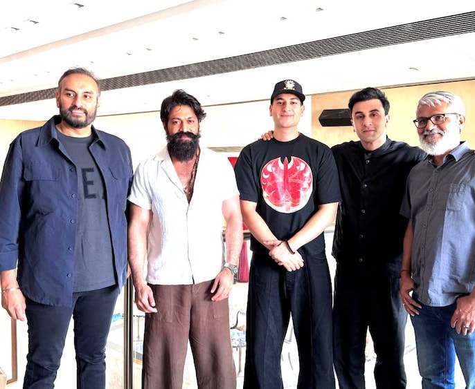 Upstaging Ranbir Kapoor And Yash Upstaging Ranbir Kapoor And Yash