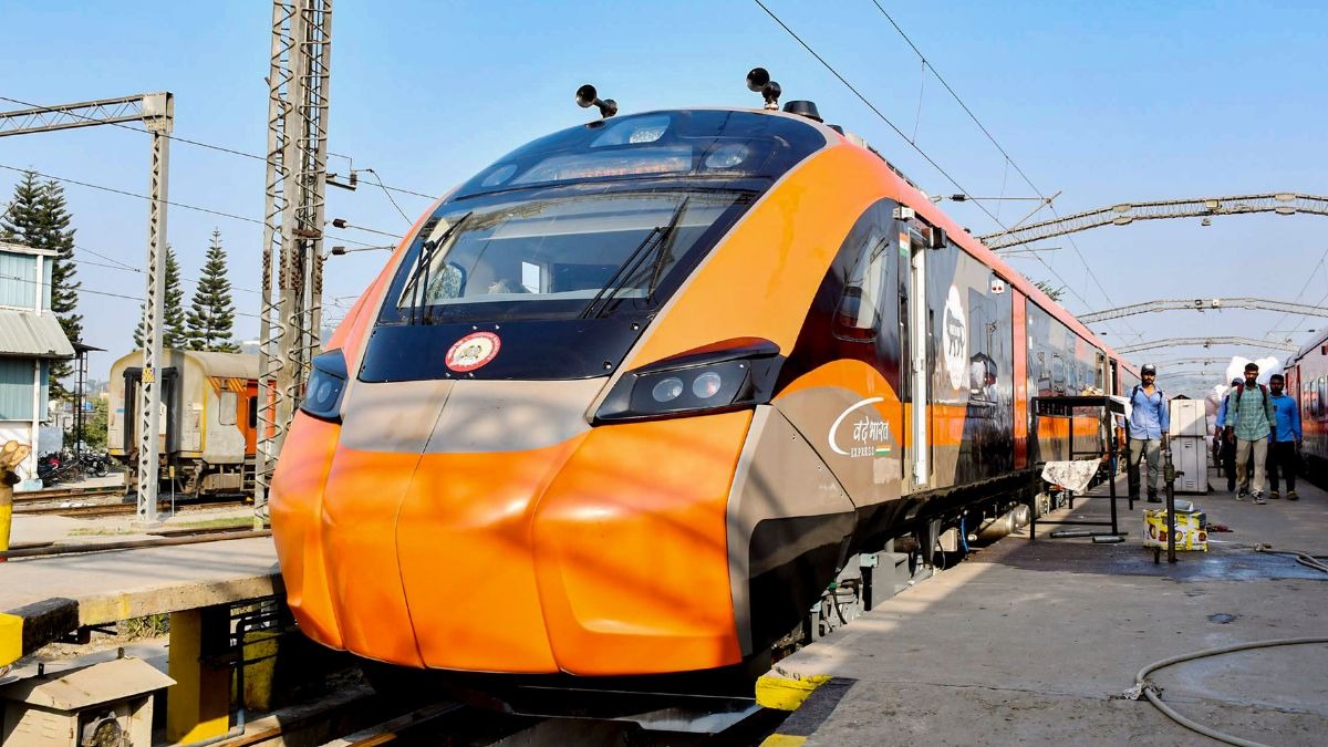 8 Vande Bharat trains that depart in the morning and arrive by evening — a complete guide