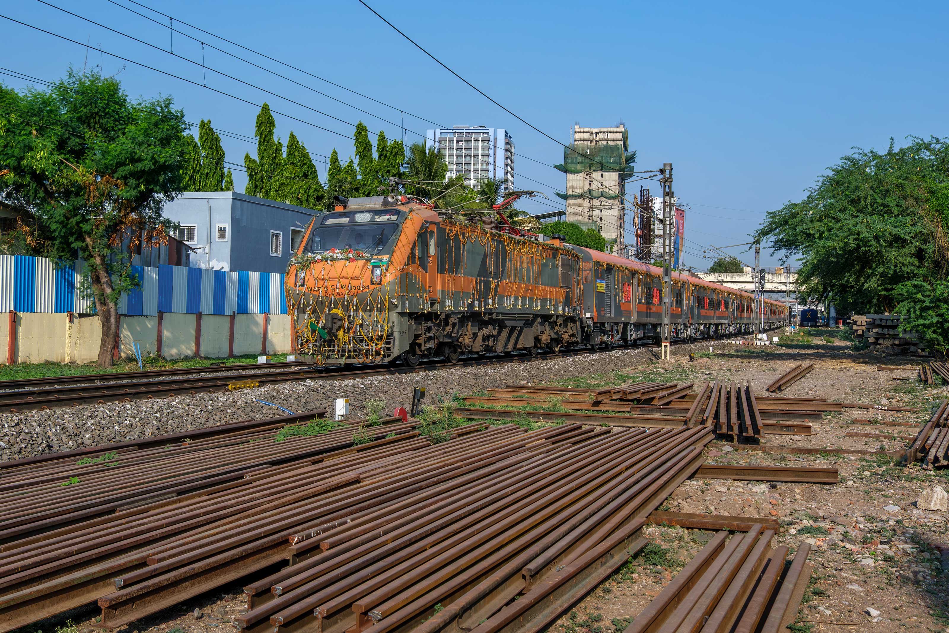 Gorakhpur–Bandra and Charlapalli–Gorakhpur