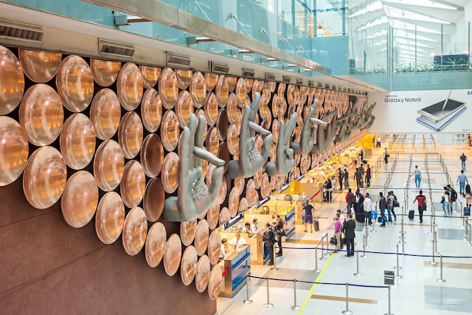 T2 Demolished After 2030 — Terminal 4 Takes Its Place T2 Demolished After 2030 — Terminal 4 Takes Its Place