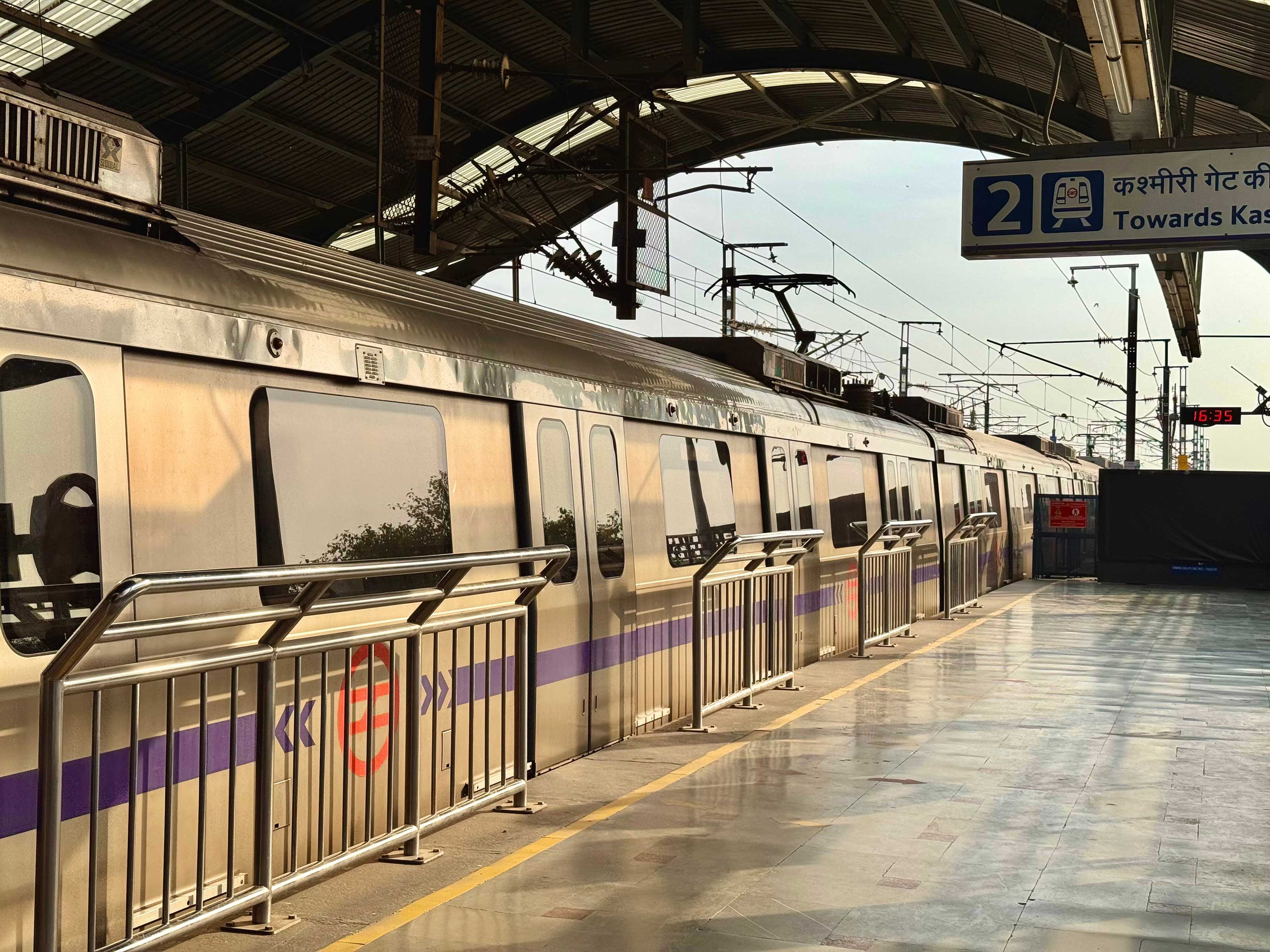 Metro services will begin at 4 am
