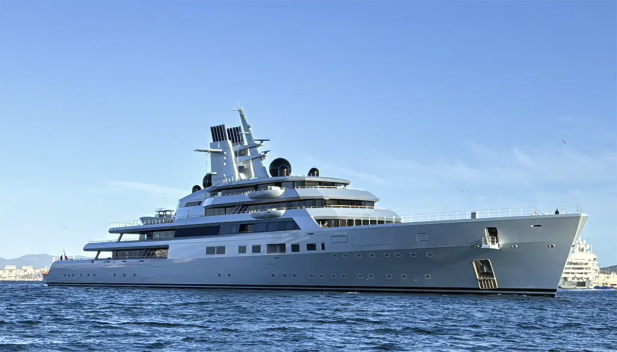 Yacht Empire
