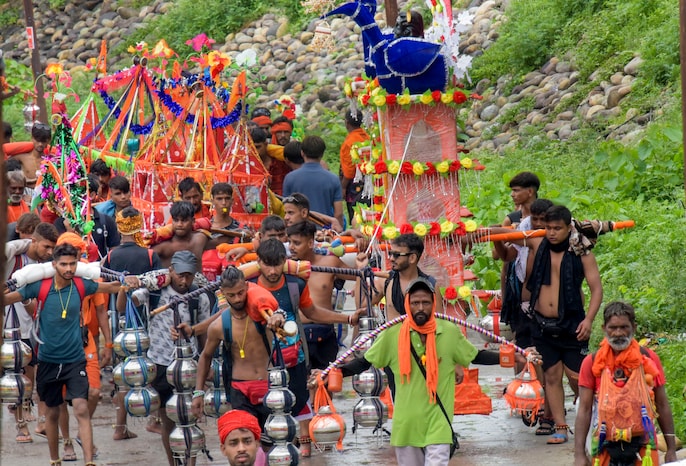 One Lane Reserved For Kanwariyas — Meerut To Delhi One Lane Reserved For Kanwariyas — Meerut To Delhi