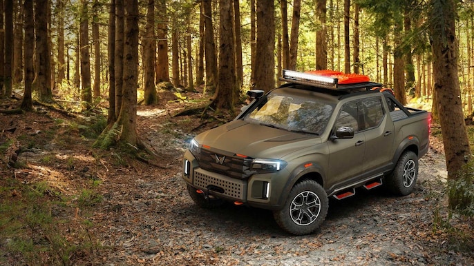 Double-cab body shown in the teaser Double-cab body shown in the teaser