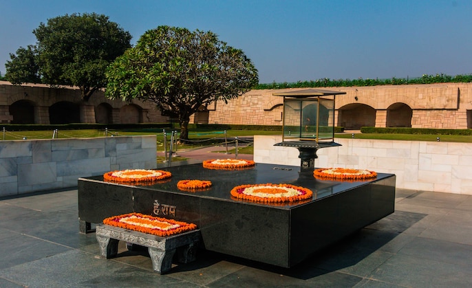 Rajghat: Mahatma Gandhi’s memorial Rajghat: Mahatma Gandhi’s memorial