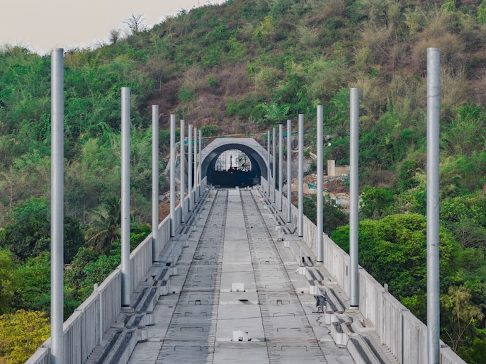A 21-kilometre tunnel section, including seven kilometres undersea A 21-kilometre tunnel section, including seven kilometres undersea