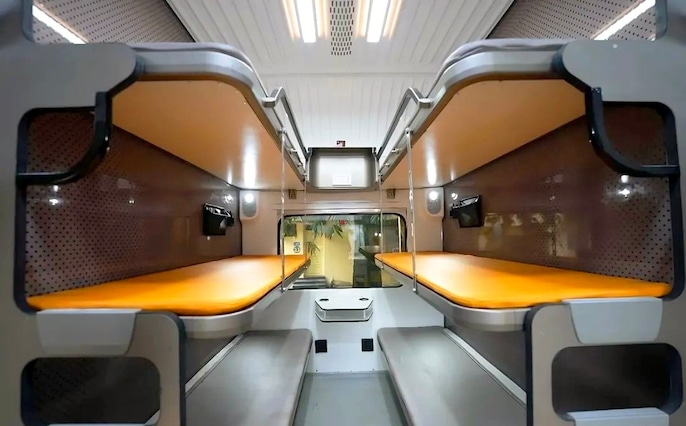 Luxury Tracks Luxury Tracks