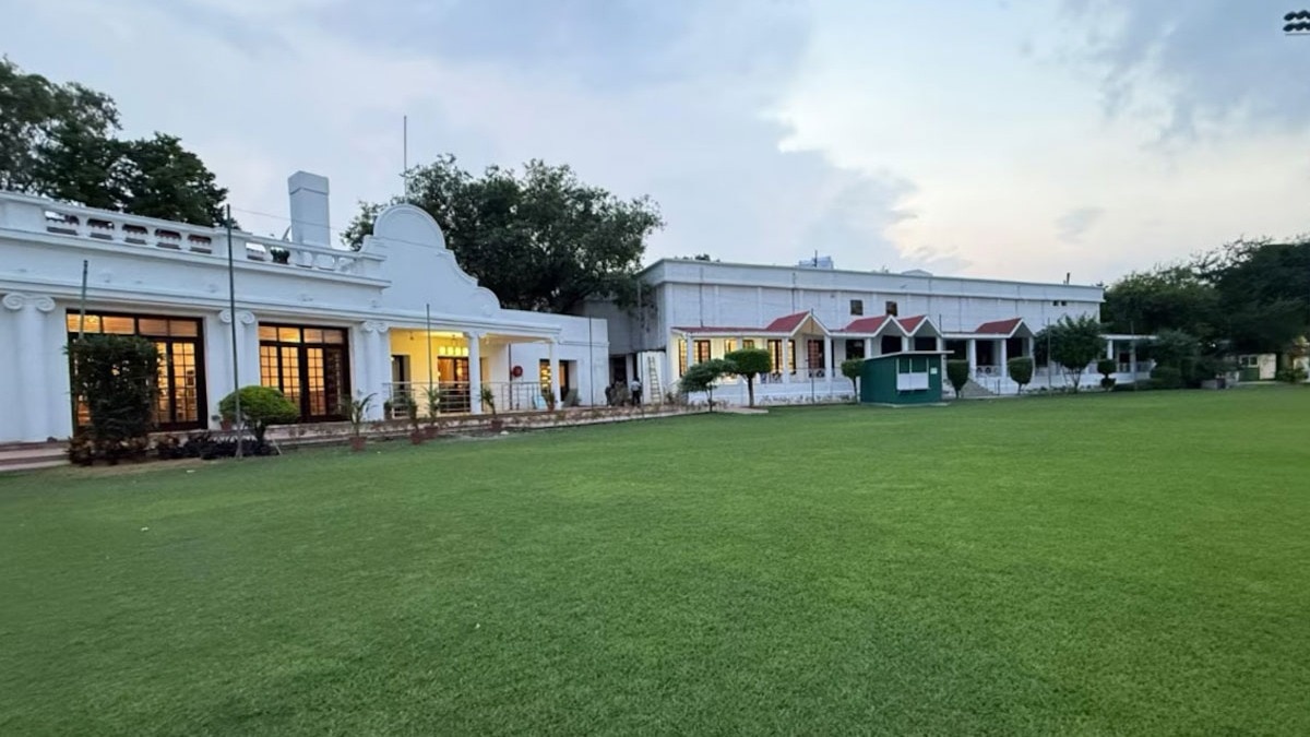 roshanara club
