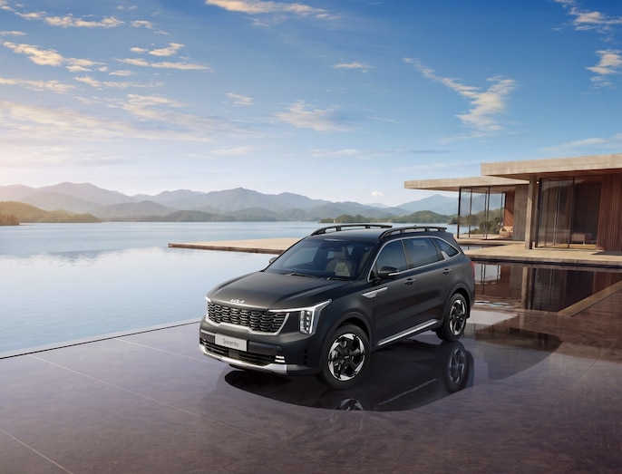 Kia Sorento: September 4 debut reported, with hybrid and diesel confirmed Kia Sorento: September 4 debut reported, with hybrid and diesel confirmed