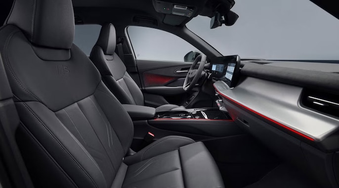 The global Q3 has an 11.9-inch cockpit and 12.8-inch touchscreen The global Q3 has an 11.9-inch cockpit and 12.8-inch touchscreen
