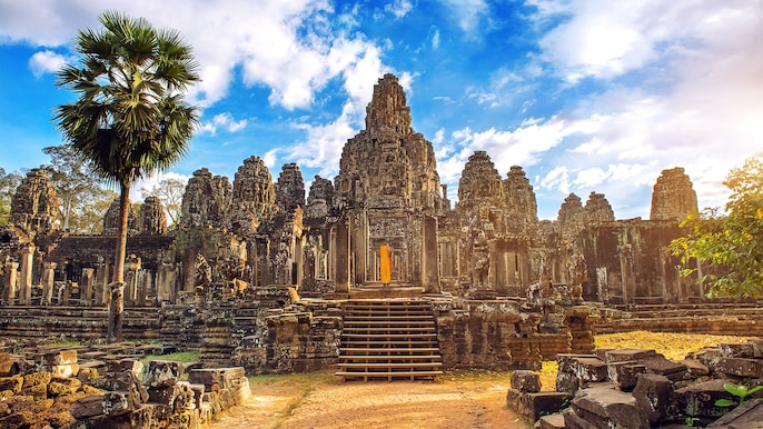 Cambodia: the official tourist e-Visa base fee is listed at US$30 Cambodia: the official tourist e-Visa base fee is listed at US$30