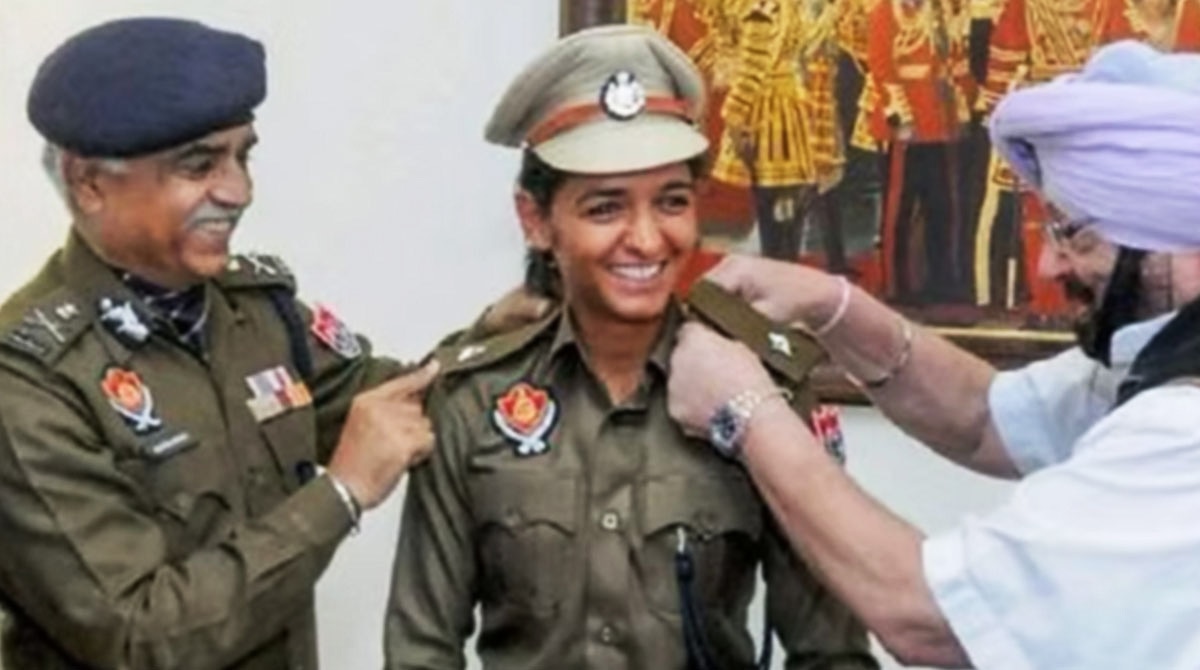Harmanpreet’s badge