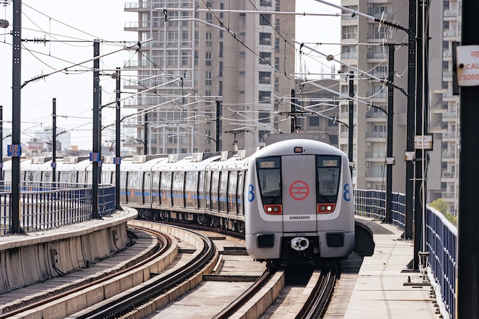 The approved corridor is 8.385 km and entirely elevated The approved corridor is 8.385 km and entirely elevated