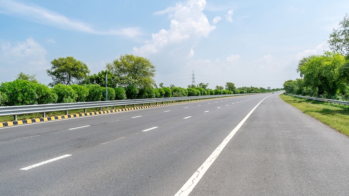NHAI now describes the corridor as approximately 680 km NHAI now describes the corridor as approximately 680 km