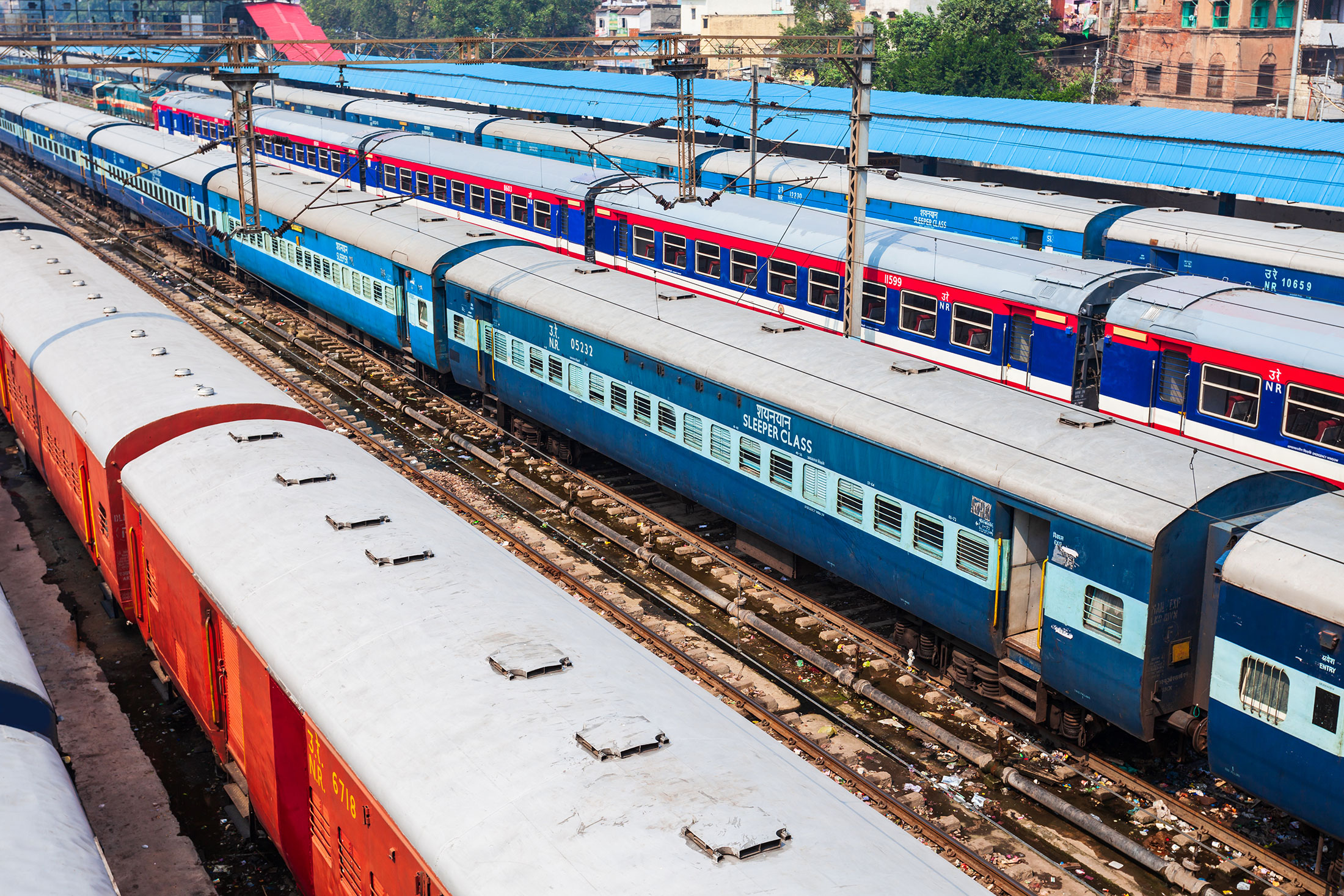 The return departure is 3 pm, but passengers must recheck before booking