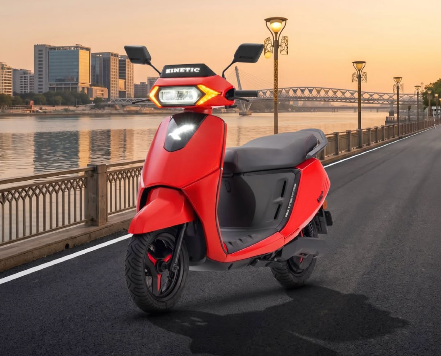 The DX+ 3.1 kWh has a claimed 132-km IDC range