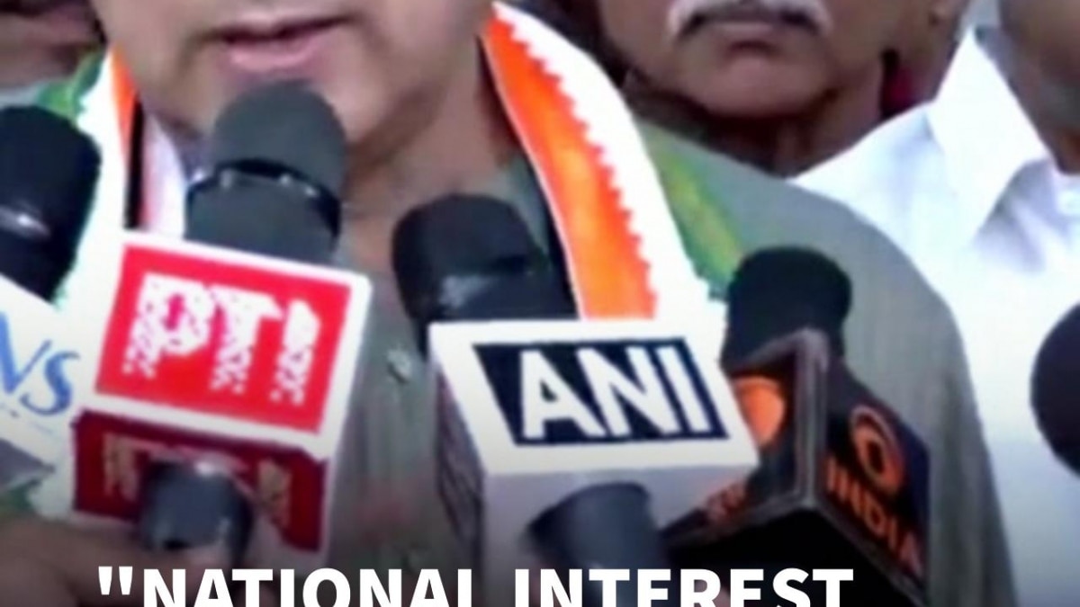 Shashi Tharoor Backs India’s Multi-Aligned Foreign Policy Amid Trump–Modi Remarks