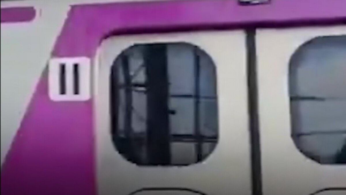 Mumbai’s First Non-AC Closed Door Train Arrives — Will It End Local Train Deaths?
