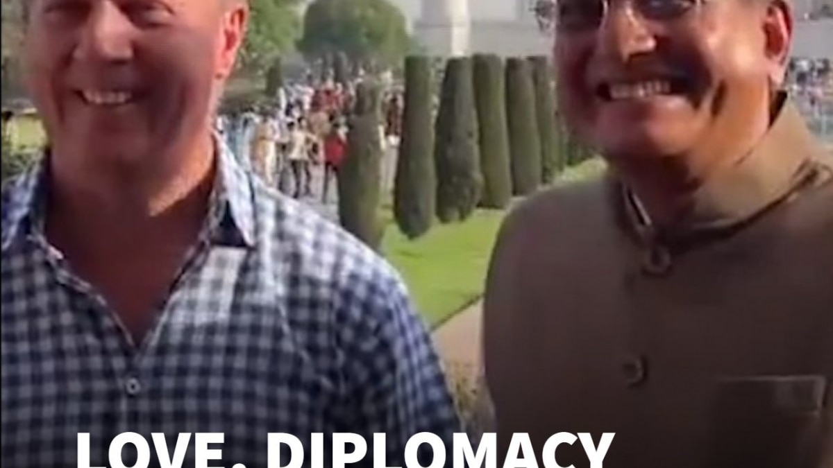 Piyush Goyal And New Zealand's Todd McClay Visit Taj Mahal, Boost Bilateral Trade Talks