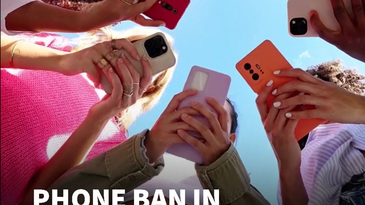 UK Bans Smartphones In Scools