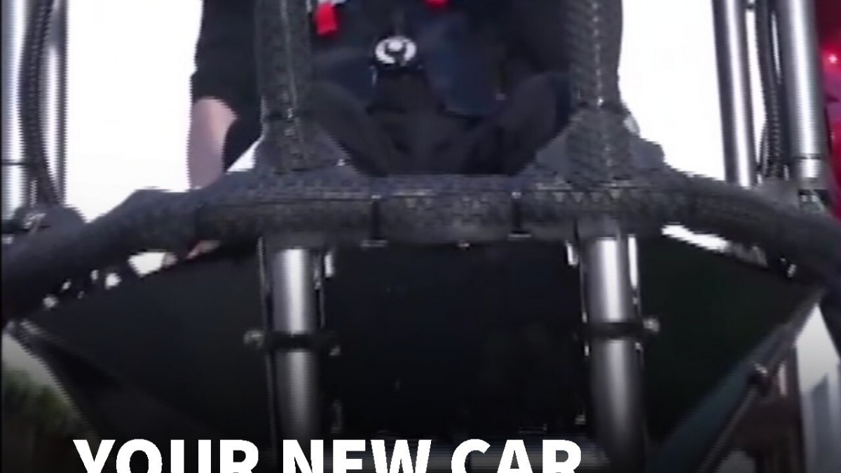 Science Fiction Meets Reality: Unitree CEO Pilots World’s First $650,000 Manned Transforming Mecha